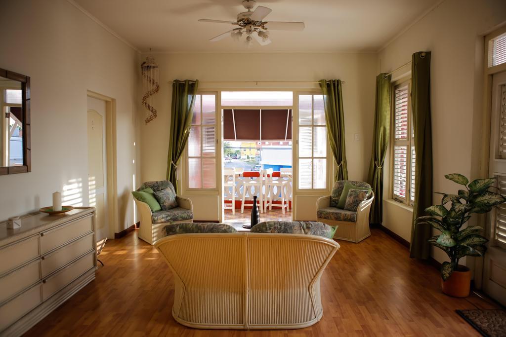 Apolonia Boutique Hotel Curacao Willemstad Exteriör bild